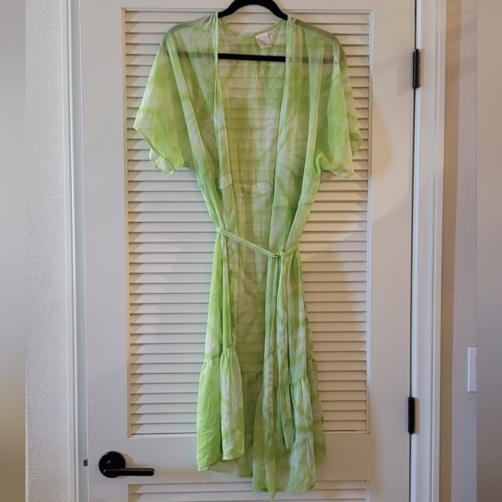 No Boundaries - Green & White Sheer Lightweight Short-Sleeve Cover-Up
